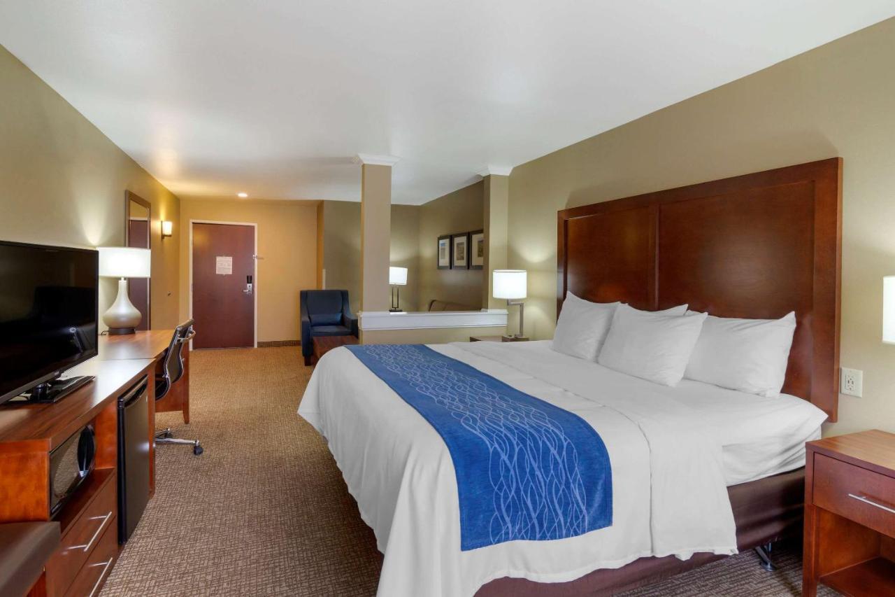 Comfort Inn & Suites Mandan - Bismarck Eksteriør billede