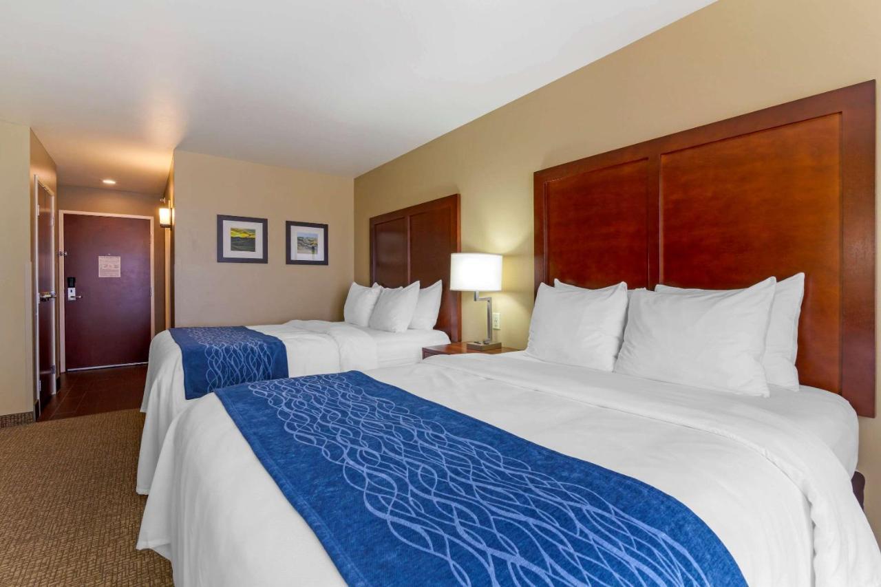 Comfort Inn & Suites Mandan - Bismarck Eksteriør billede