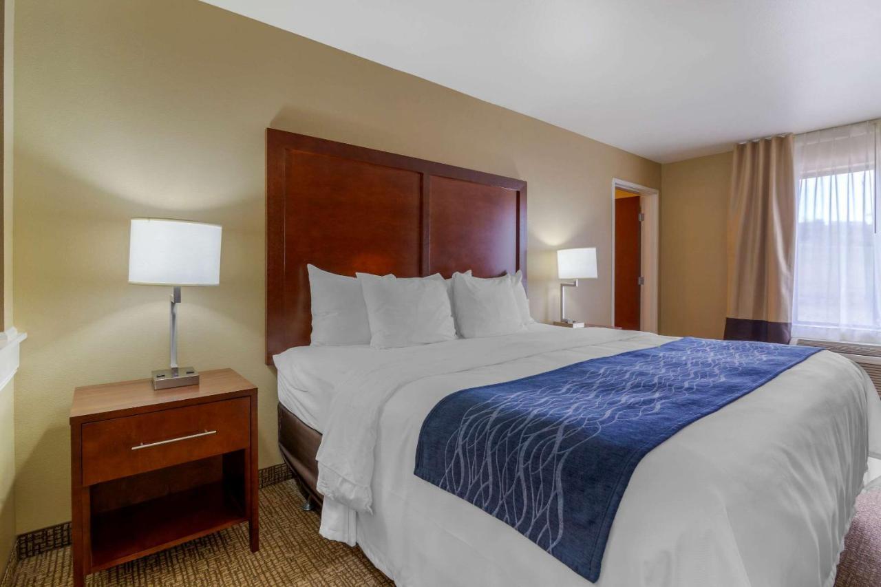 Comfort Inn & Suites Mandan - Bismarck Eksteriør billede