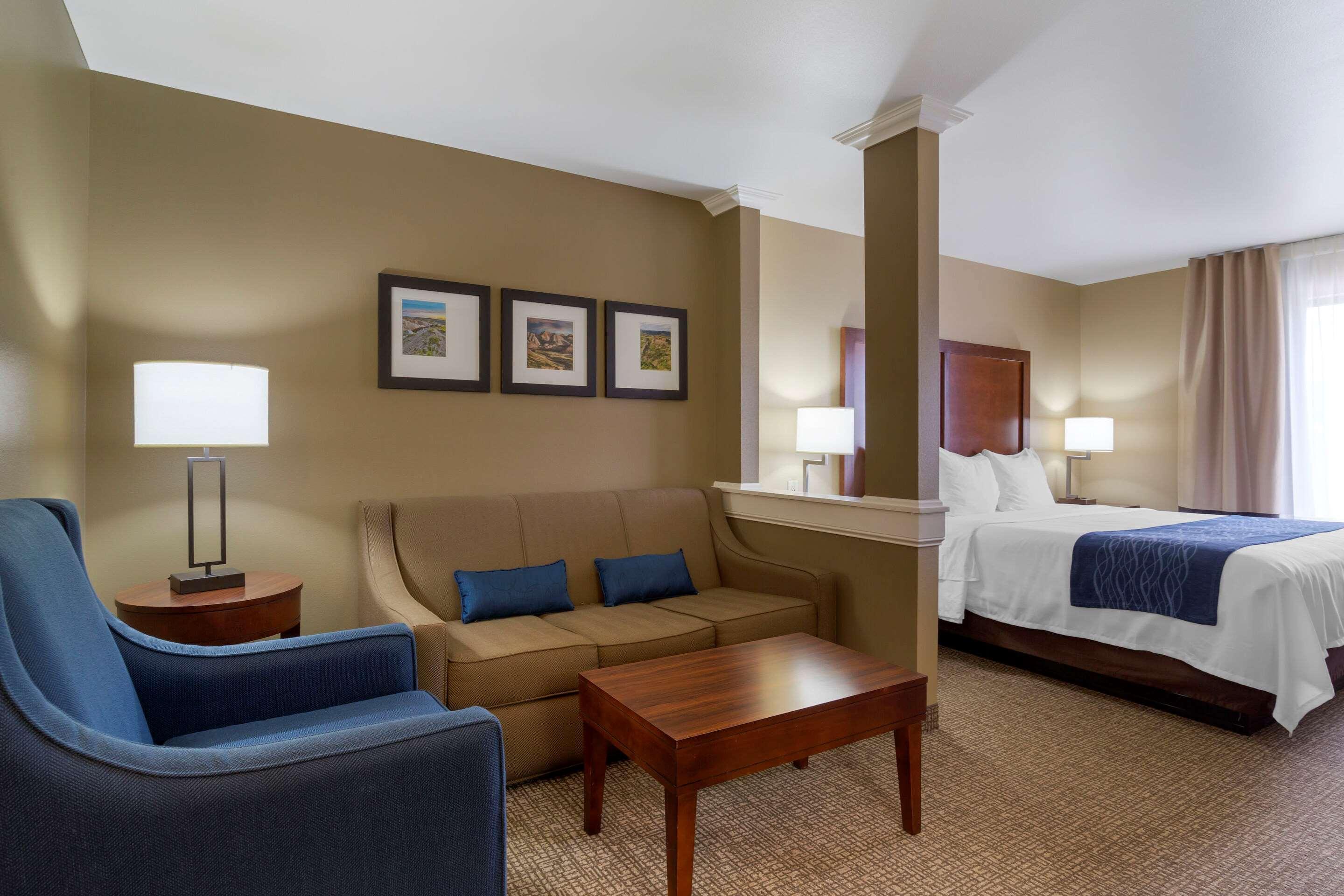 Comfort Inn & Suites Mandan - Bismarck Eksteriør billede