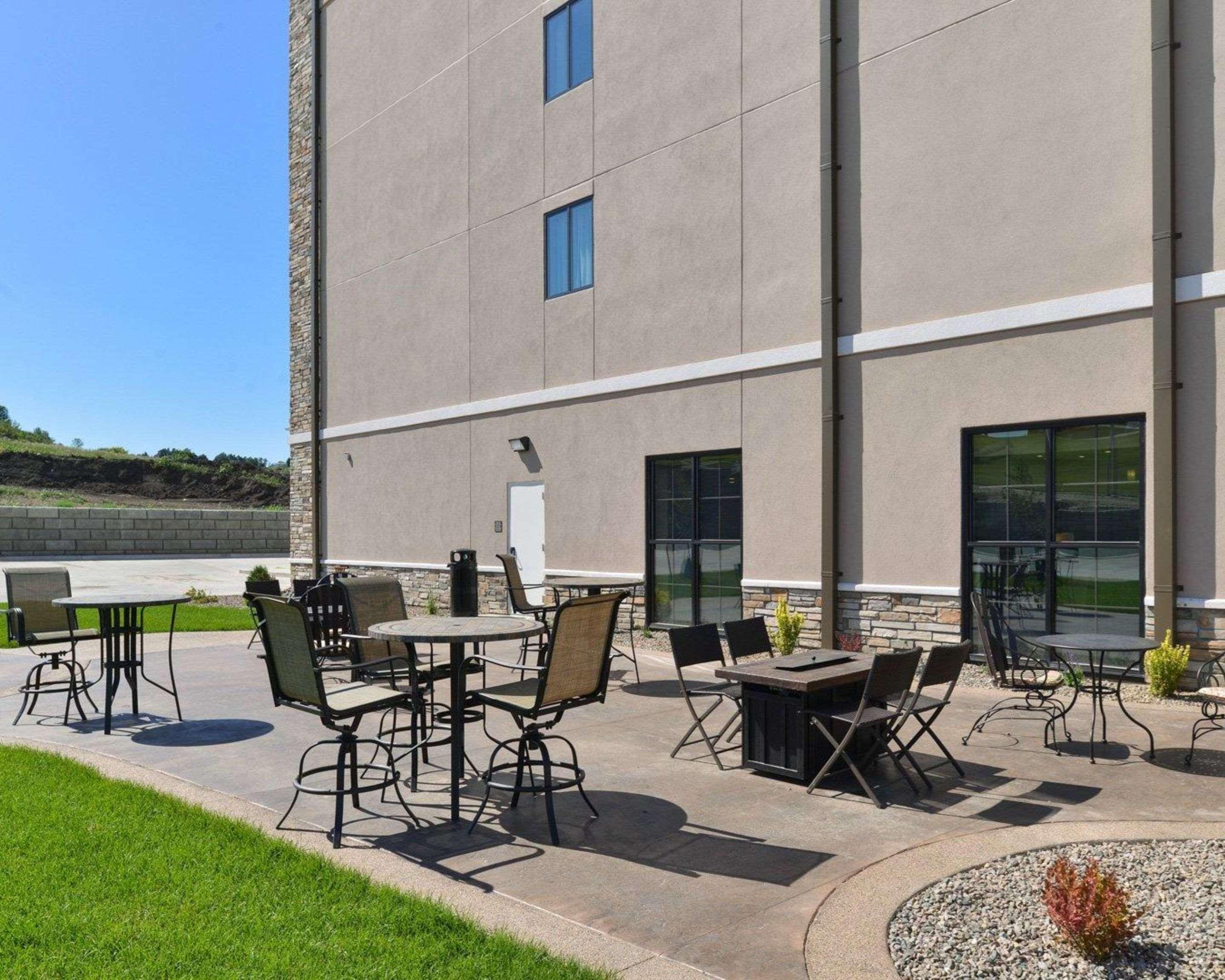 Comfort Inn & Suites Mandan - Bismarck Eksteriør billede