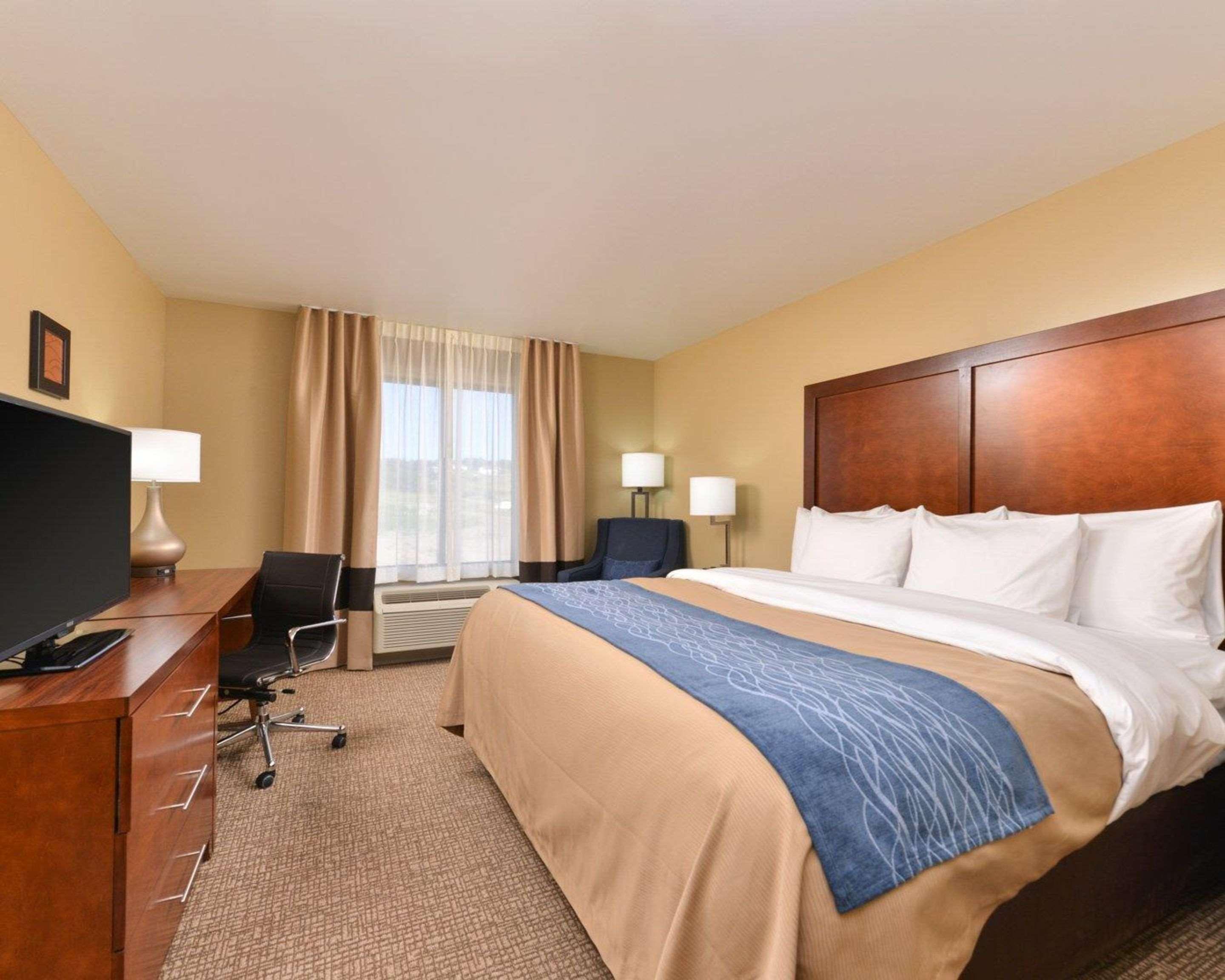 Comfort Inn & Suites Mandan - Bismarck Eksteriør billede
